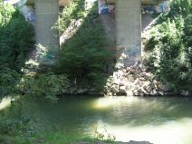 M�nchenstein: : Die Autobahn H18-Zubringer
                        zerst�rt das Birsufer als Erholungsraum 04