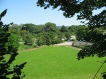 M�nchenstein: Der Autobahnzubringer der H18
                        vom Gymnasiumsgel�nde aus gesehen 02: Es besteht
                        kein Schallschutz...