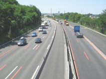 Pratteln: Kraftwerkweg, Sicht auf die
                        Autobahn 01 in Richtung Basel