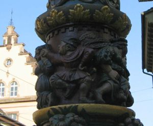 Basel, Spalenbrunnen, Tanzfiguren
                                04