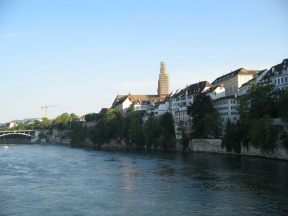 Basel, Mittlere Brcke, Panorama 04: Sicht auf das
              Basler Mnster