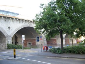 Viaduktstrasse
                                ("Birsigviadukt") 02