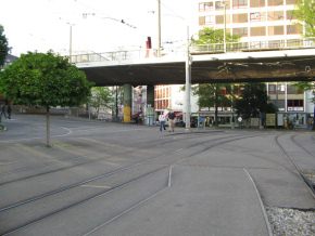 Heuwaageviadukt, Sicht auf
                                Steinenvorstadt und Beginn des Aubergs