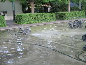 Basel, Tinguelybrunnen, Figuren