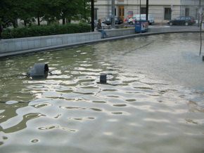 Basel, Tinguelybrunnen, Figur
                      "Maus"?