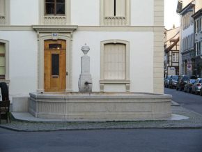 Basel, Sankt-Alban-Vorstadt, Brunnen an der
                        Kreuzung mit dem M�hlenberg, Nahaufnahme