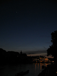 Basel, Mittlere Brcke mit Venus am Himmel,
                      hochkant