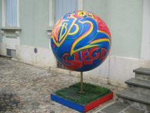 FCB-Terror 025: Sieger-Globus 03,
                        Aufschrift "Sieger"