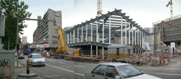 FCB-Terror 031:
                      Stadionbaustelle an der Sankt-Jakobstrasse 01 und
                      02, Panorama-Fotomontage