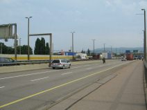 Autobahn-Terror 04: Schwarzwaldbr�cke,
                        Fahrbahnen