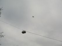 Flugzeug-Terror an der Gotthardstrasse 05,
                        Flugzeug mit geradem Start, 28.7.2007, 10:24
                        Uhr