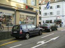 Gel�ndewagen-Terror, Untere Rheingasse, von
                        hinten, BL-Nummer