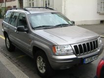 Gel�ndewagen-Terror, Klybeckstrasse, von
                        vorn, deutsches Auto