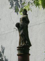 Kulturterror Musikakademie 06,
                        Brunnenfigur