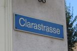 Messenutten-Terror 03, Strassenschild
                        Clarastrasse