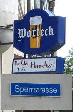 Messenutten-Terror 05, Strassenschild
                        Sperrstrasse