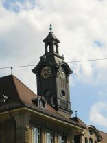 Schulhausglockenterror 03, Schulhaus
                        Strassburgerallee, Glockenturm