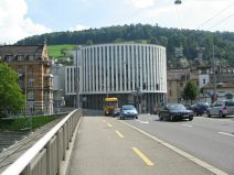 St. Gallen: St.-Leonhardstrasse, Sicht auf
                        das B�rohaus ohne Stil