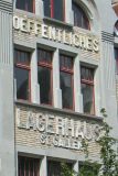 St. Gallen: Davidstrasse, Fassade mit
                        Aufschrift "�ffentliches Lagerhaus St.
                        Gallen"