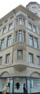 St. Gallen: Eckhaus Webergasse /
                                  Oberer Graben, Erker Panoramafoto