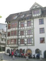 St. Gallen: Gallusplatz, Riegelh�user
                        Nahaufnahme