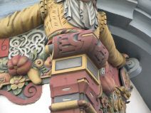 St. Gallen: Gallusstrasse, die
                                  Basis der Erkerfigur, Nahaufnahme