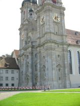 St. Gallen: Klosterhof, Klosterkircht�rme
                        02