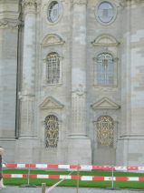 St. Gallen: Klosterkirche, Kirchenfassade
                        Detail 03