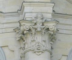 St. Gallen: Klosterkirche,
                                        Kirchenfassade, Kapitell,
                                        Nahaufnahme