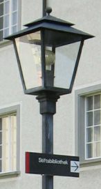 St. Gallen: Klosterhof, Wegweiser zur
                        Stiftsbibliothek