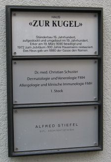 St. Gallen: Kugelgasse 8, Tafel
                                  Haus "zur Kugel"