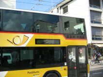 St. Gallen: Haltestelle Marktplatz Bohl,
                        Postauto Doppelstock nach Heiden