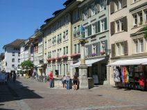Winterthur: Obertor, H�userzeile mit
                        Fortunabrunnen von hinten