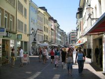 Winterthur: Untertor, Strassenbild mit
                        H�userzeilen