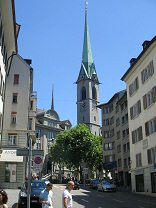 Zurich M�hlegasse ("Miller's
                        Alley"), sight of Predigerkirche
                        ("Preacher's Church")