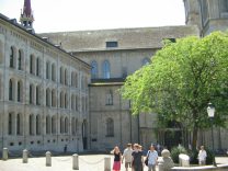 Zurich, Great Cathedral, the
                                  schooling building with the tree