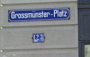 Road sign
                                "Grossm�nsterplatz"
                                ("Great Cathedral Square")