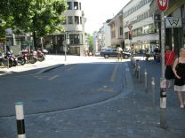 Zurich, crossing Oberdorfstrasse /
                          R�mistrasse (Upper Town Street / Raemi
                          Street)