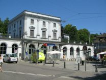 Zurich
                        Stadelhofen Station
