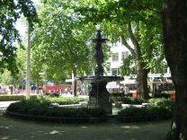 Zurich, Stadelhoferplatz (Stadelhofen
                        Square), big Stadelhofen fountain