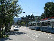 Zurich General-Guisan-Quai (General
                                Guisan Quay), view to Uetliberg (Uetli
                                Mountain)