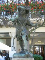 Buttenm�nnchenbrunnen-Figur