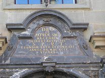 Town hall of Zurich, text at the
                                  entrance