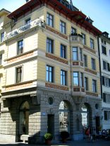 House on
                        Schipfe