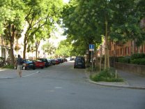 Z�rich,
                        R�ntgenstrasse (Roentgen Street)