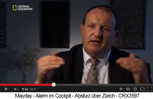 Zeugenaussage
                von Herrn Hogenkamp: Die Fl�gel rissen ab, der
                Treibstoff entz�ndete sich und die Flammen schossen von
                beiden Seiten in die Passagierkabine: Video
                "Mayday", 15min.42sek.