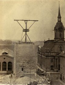 Bern, Abbruch des Christoffelturms im
                          Frhling 1865