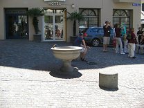 Zurich Hirschenplatz (Stag Square), little
                        fountain