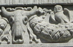 Zurich Bahnhofstrasse (Station Street), motives of
                the facade of the National Bank with an owl and a head
                of a bull