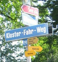 Road sign Kloster-Fahr-Weg (Fahr Monastery
                        Way)